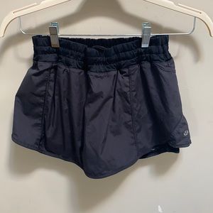 Lululemon skort (tennis skirt with spandex)